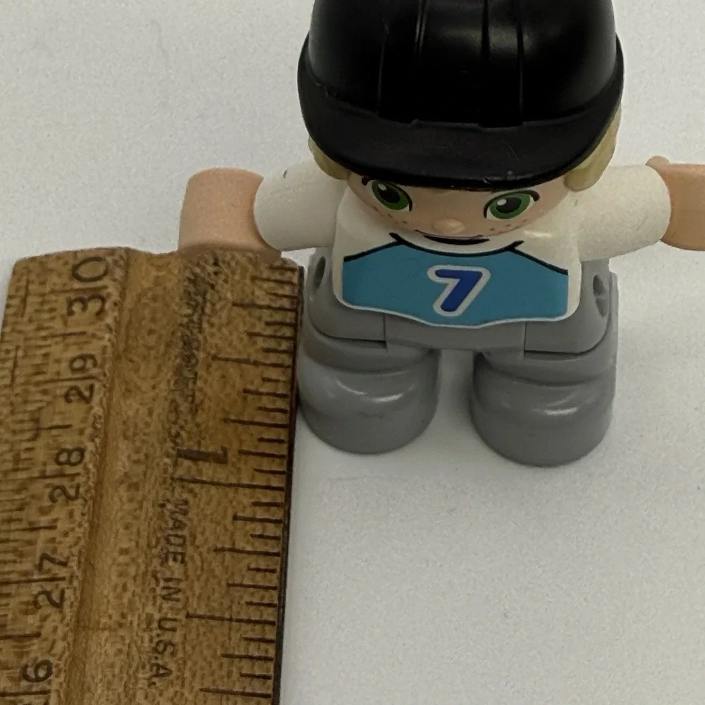 Lego Duplo Figure Kid Boy black cap blonde‎ #7 teal/slate gray - Picture 7 of 8
